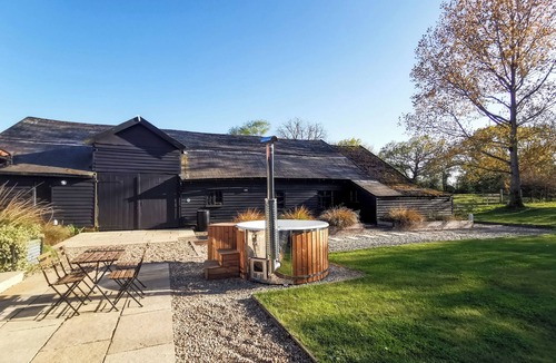 Cratfield Cottage | The Stables - UK50804