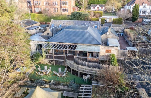 Glenisla Villa | The Stables - unique conversion with hot tub!