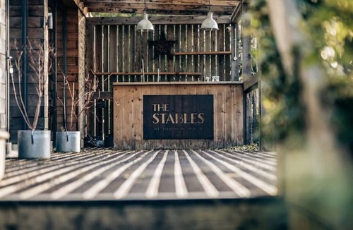 Glenisla Villa | The Stables - unique conversion with hot tub!