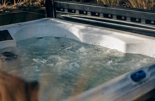 Glenisla Villa | The Stables - unique conversion with hot tub!