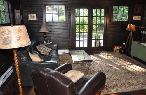 Lincoln Park House | The Stables