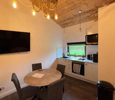 Longton House | The Stags Den