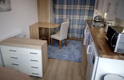 Lancaster Apartment | The Staithe by the Canal.