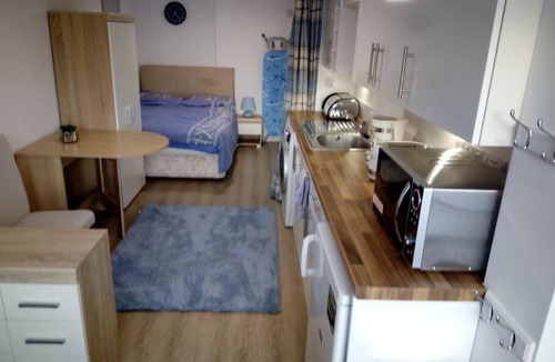 Lancaster Apartment | The Staithe by the Canal.