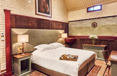 Walwick House | The Stallion