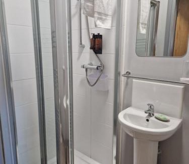 Sutton Bonington Bed & Breakfast | The Star