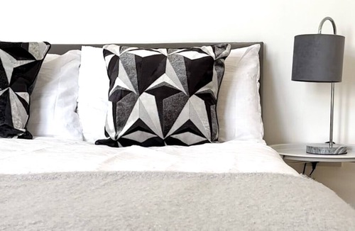 Tickenham Bed & Breakfast | The Star Inn