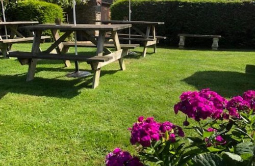 Sulgrave Bed & Breakfast | The Star Inn