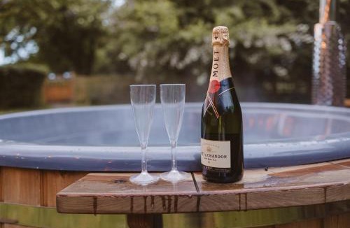 Winestead Other | The Starlight Hideaway