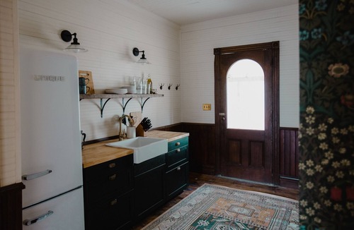 Pond Eddy House | The Starling at Pond Eddy, Riverhouse: Boardinghouse Rooms