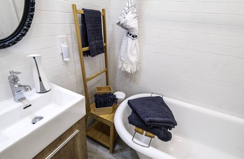 Downtown London House | The Starling - designed for professionals