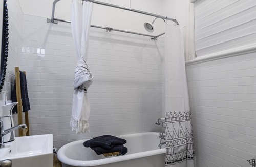 Downtown London House | The Starling - designed for professionals
