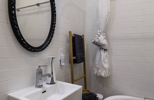 Downtown London House | The Starling - designed for professionals