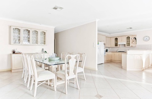 Wallaroo Hotel | The Stately Way, Wallaroo