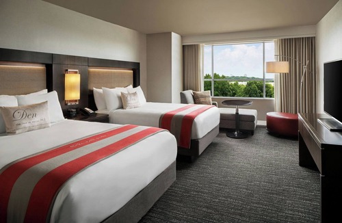 Southwest Raleigh Hotel | The StateView Hotel, Autograph Collection