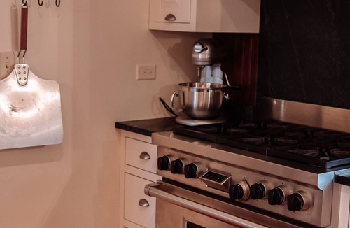 Campbelltown House | The Stauffer House