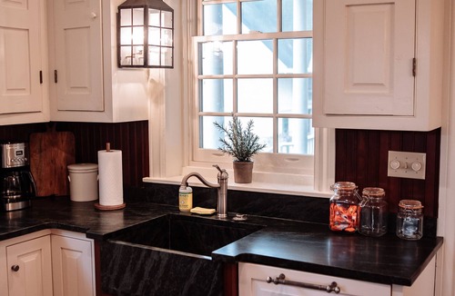 Campbelltown House | The Stauffer House