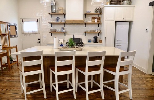 Comfort Cottage | The Stay on Seventh