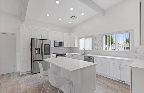 North Gresham House | The Staycation House