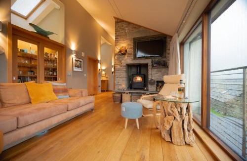 Hoy Island House | The Steading