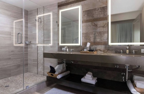 College Station Hotel | The Stella Hotel, Autograph Collection