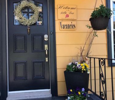 Wolfville Bed & Breakfast | The Stella Rose B&B