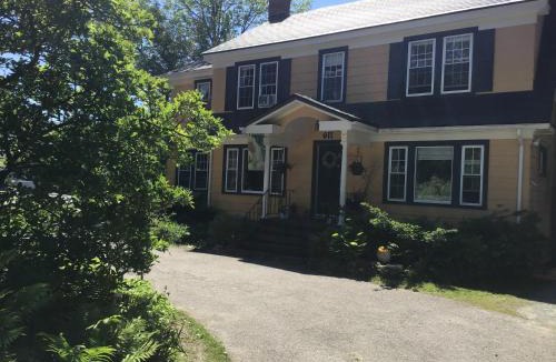 Wolfville Bed & Breakfast | The Stella Rose B&B