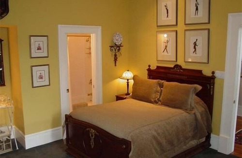 Historic Downtown Savannah Bed & Breakfast | The Stephen Williams House