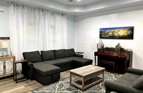 Stillwater House | The Stillwater Cottage