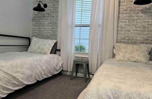 Stillwater House | The Stillwater Cottage