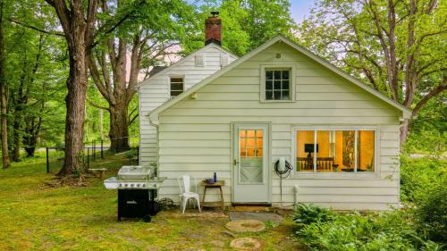 Hollowville House | The Stillwater House by AvantStay