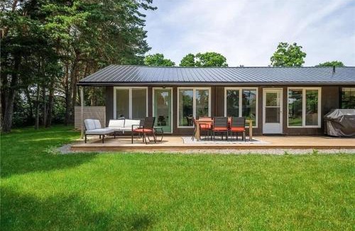 Picton House | The Stillwater - Indoor Pool & Finnish Sauna ST-2025-0065