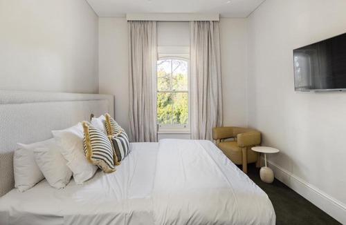 Stirling Hotel | The Stirling Hotel