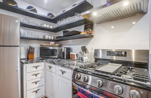 River Oaks House | The Stockyard Exchange