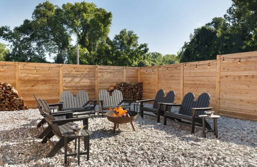 Clifton Heights House | The Stockyards~6 King Retreat~Near Whiskey Row