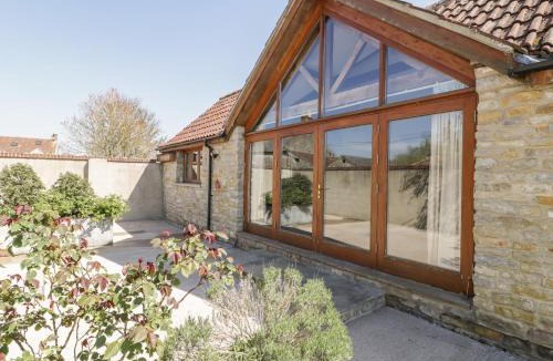 Shepton Mallet House | The Stone Barns