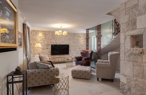 Tucepi House | The Stone House 1777