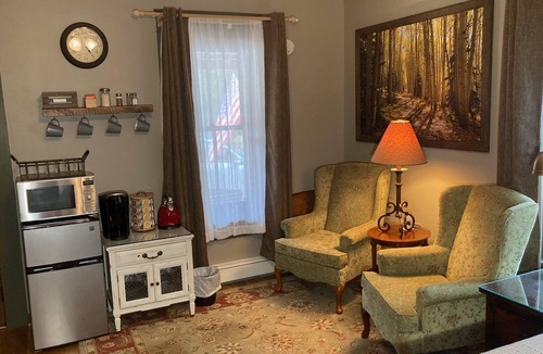 Crawford Hotel | The Stone House Inn