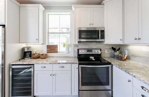 Fredericksburg House | The Stone Well Haus | Pet Friendly