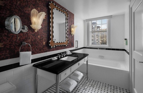 Uptown Hotel | The Stoneleigh, Autograph Collection