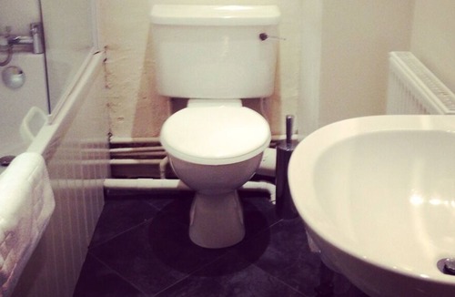 Petworth Hotel | The Stonemasons Inn