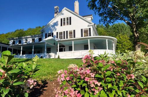 Stowe Area Hotel | The Stowe Village Inn