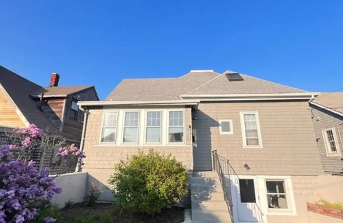 Winthrop House | The Strand on the Beachnn