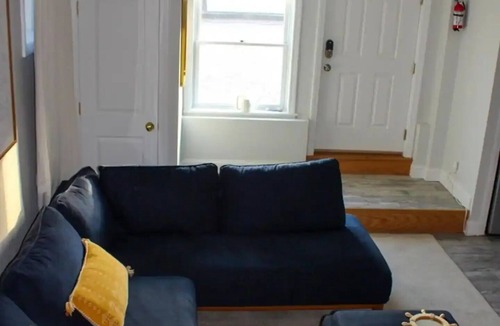 Winthrop House | The Strand on the Beachnn