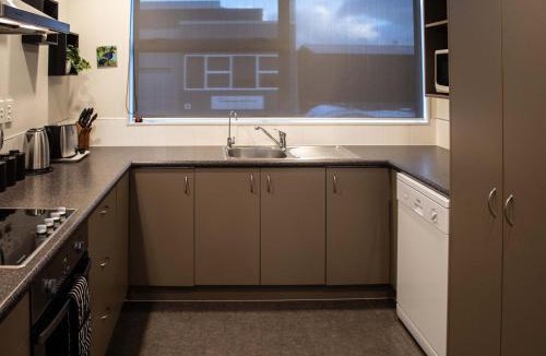 Rewa Apartment | The Strandon - loft style central apartment