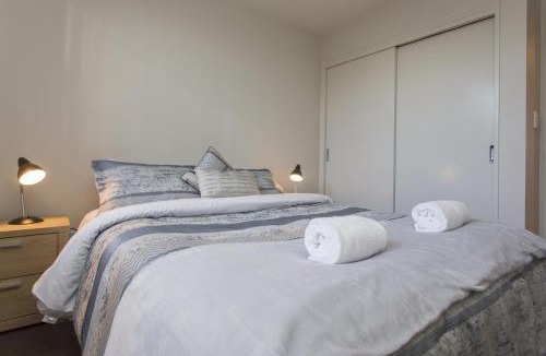 Rewa Apartment | The Strandon - loft style central apartment