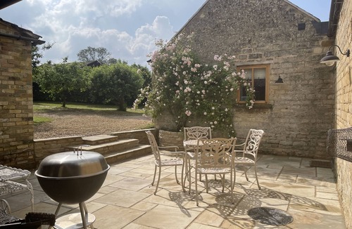 Castle Bytham House | The Studio - A Unique and Luxurious Country Barn Conversion