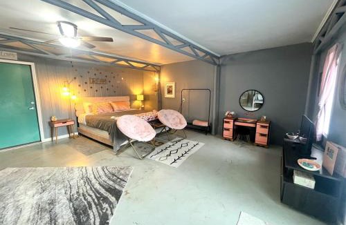 Coleman Apartment | The Studio at Stardust Retreat