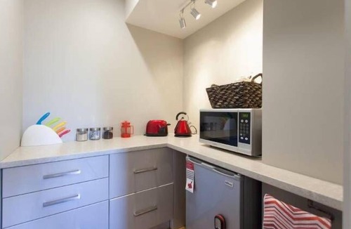 Mount Martha Apartment | The Studio at Waters Edge