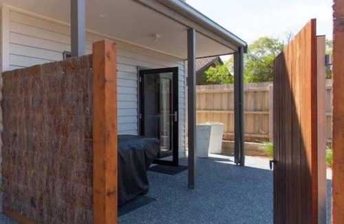 Mount Martha Apartment | The Studio at Waters Edge